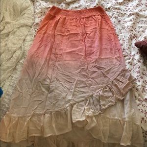 🚨 Subtle Luxury Ombré Maxi Skirt 🚨